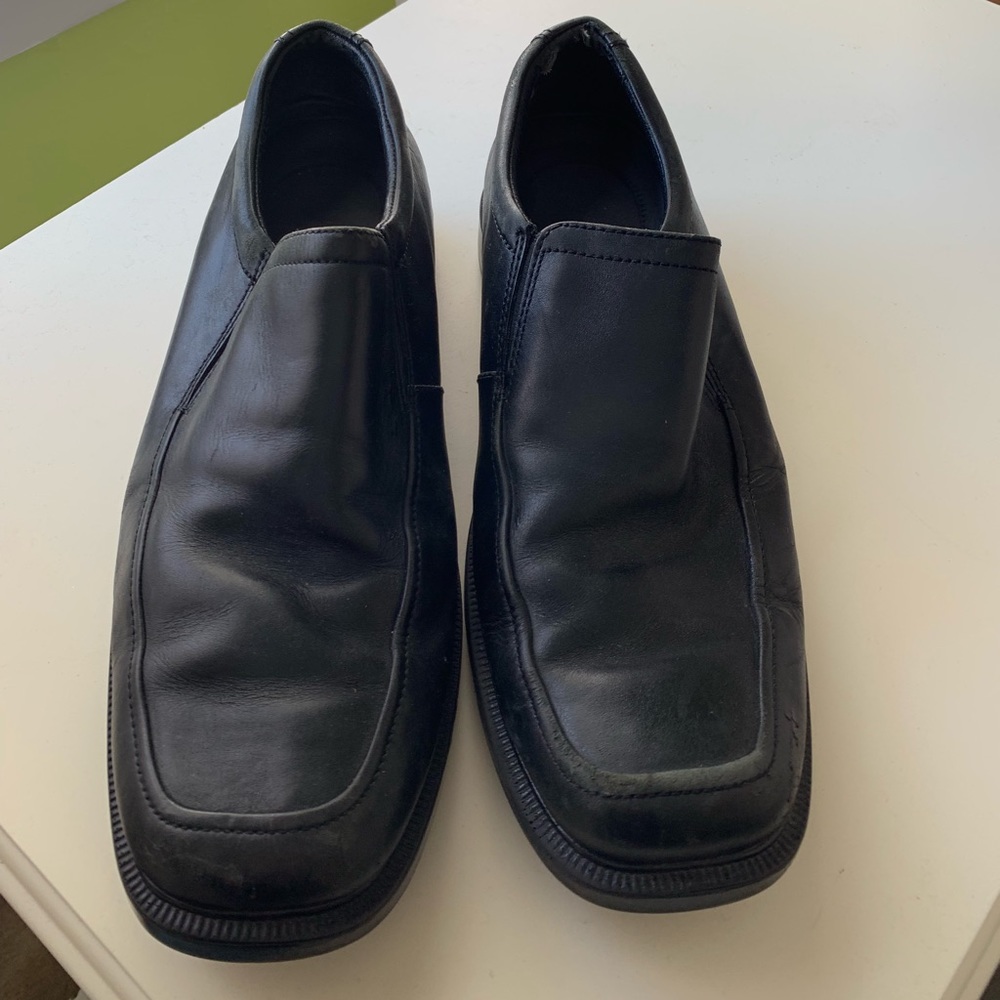 Black Bostonian Dress Shoes